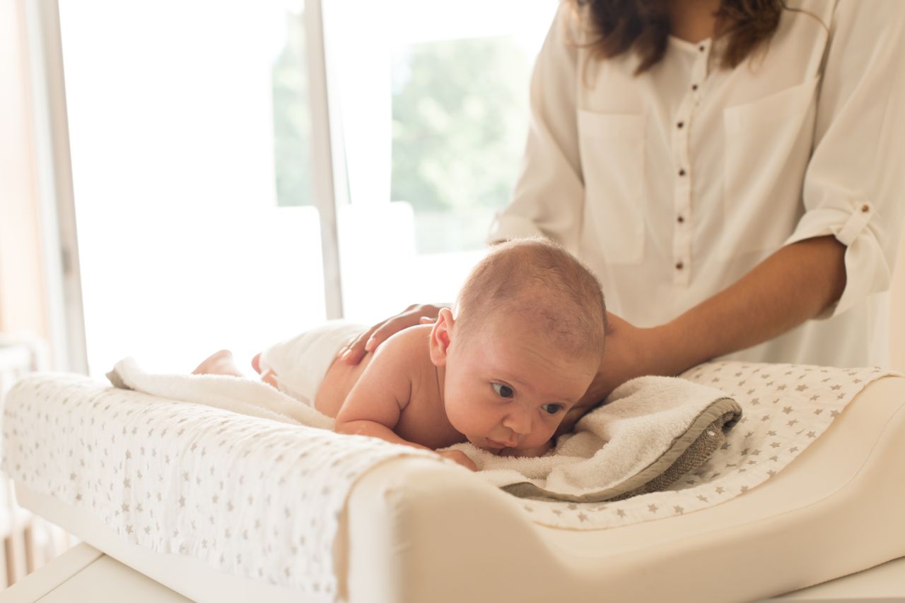 Jakie produkty pochodzenia naturalnego warto podawać noworodkom, tuż po ich urodzeniu?