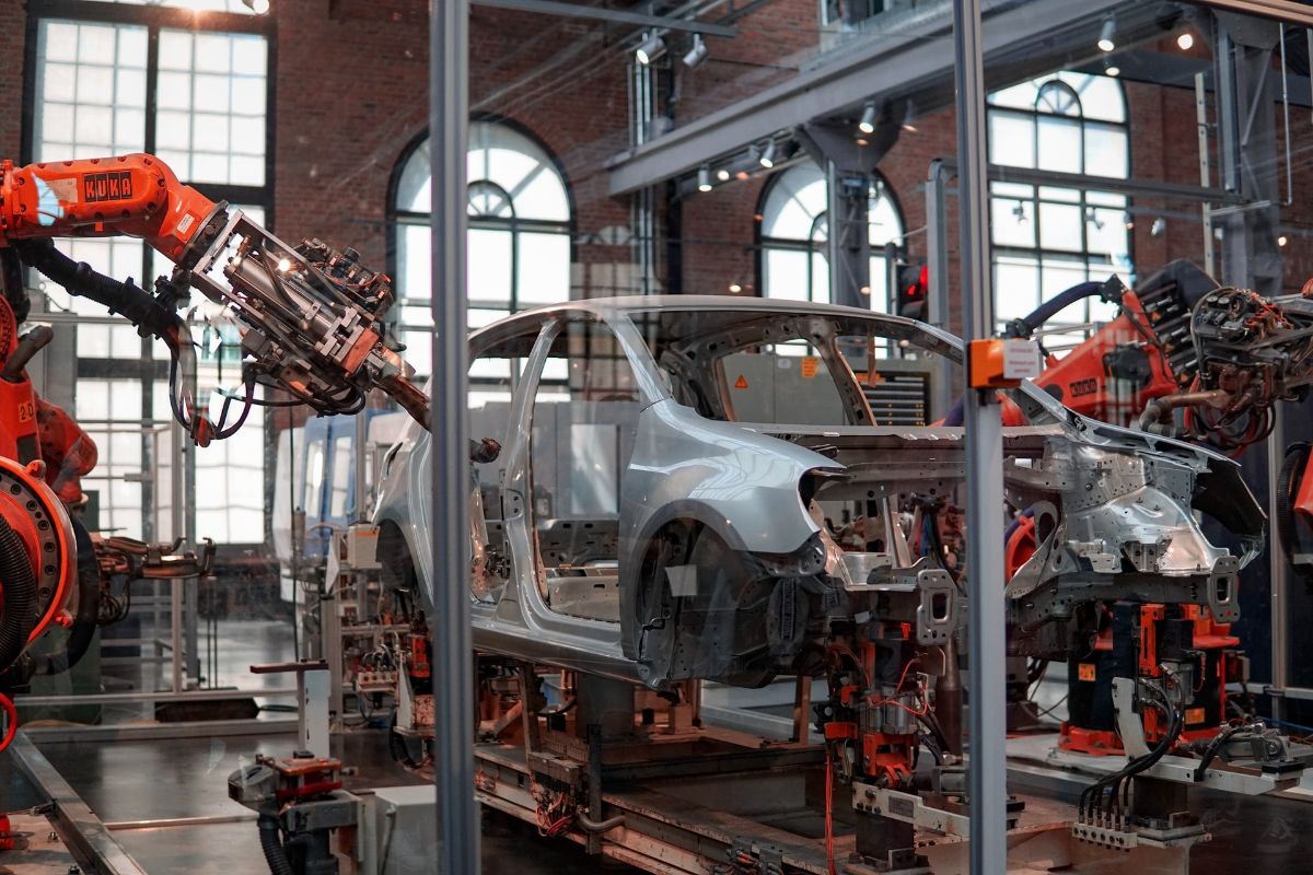 Automatyka przemysłowa – co obejmuje?